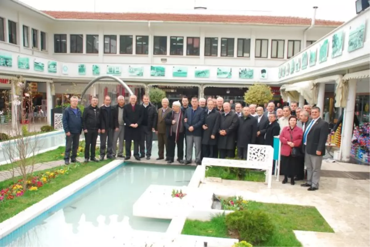 Havuzlu Çarşı " Azmi Abisi" ile El Ele