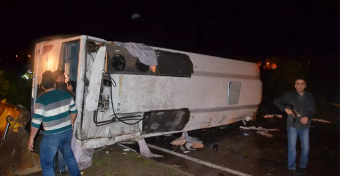 Kırşehir'de Polis Otobüsü Devrildi: 3 Polis Şehit