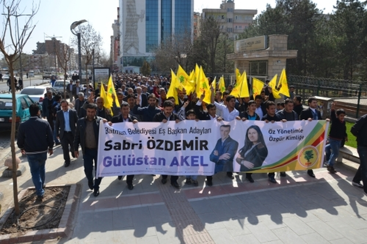 Köy Korucuları ve 10 Köy BDP\'ye Dahil Oldu