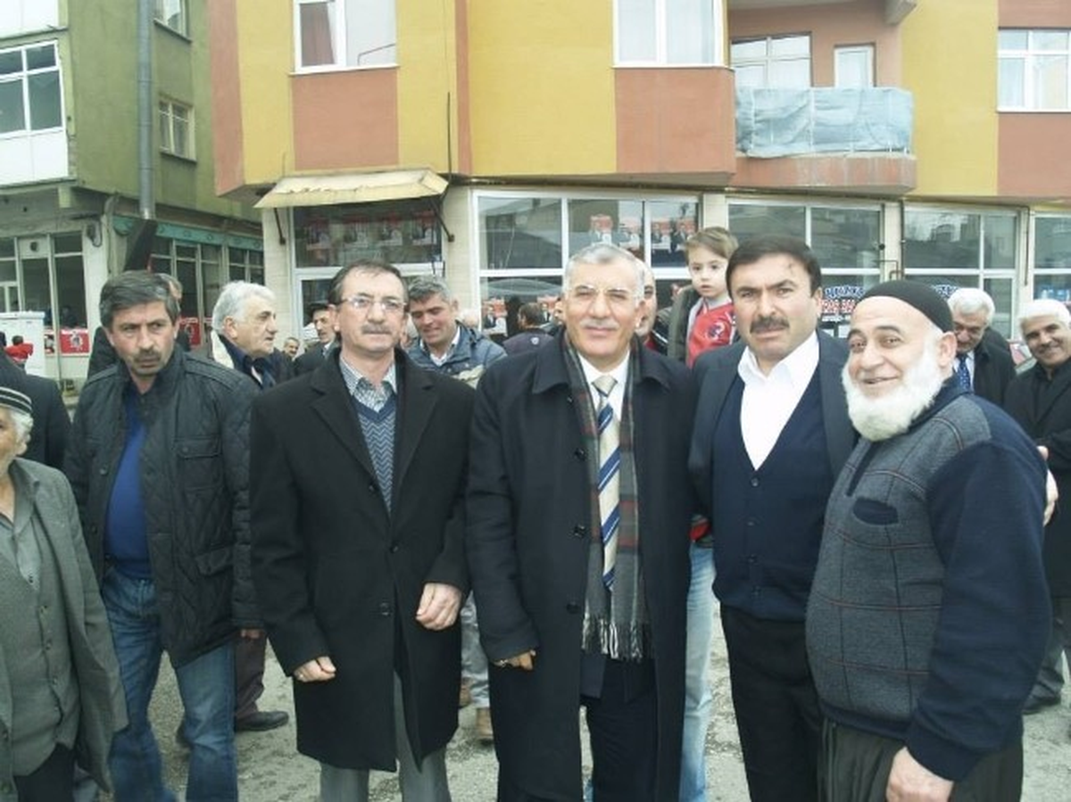 MHP Yakutiye Belediye Başkan Adayı Özkılıç, Seçim Çalışmalarını Sürdürüyor
