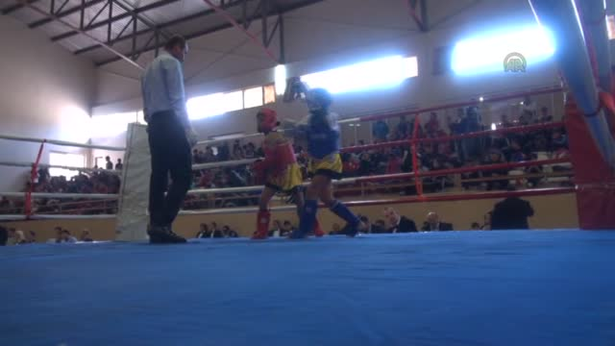 Muay Thai Türkiye Şampiyonası Kemer\'de Başladı