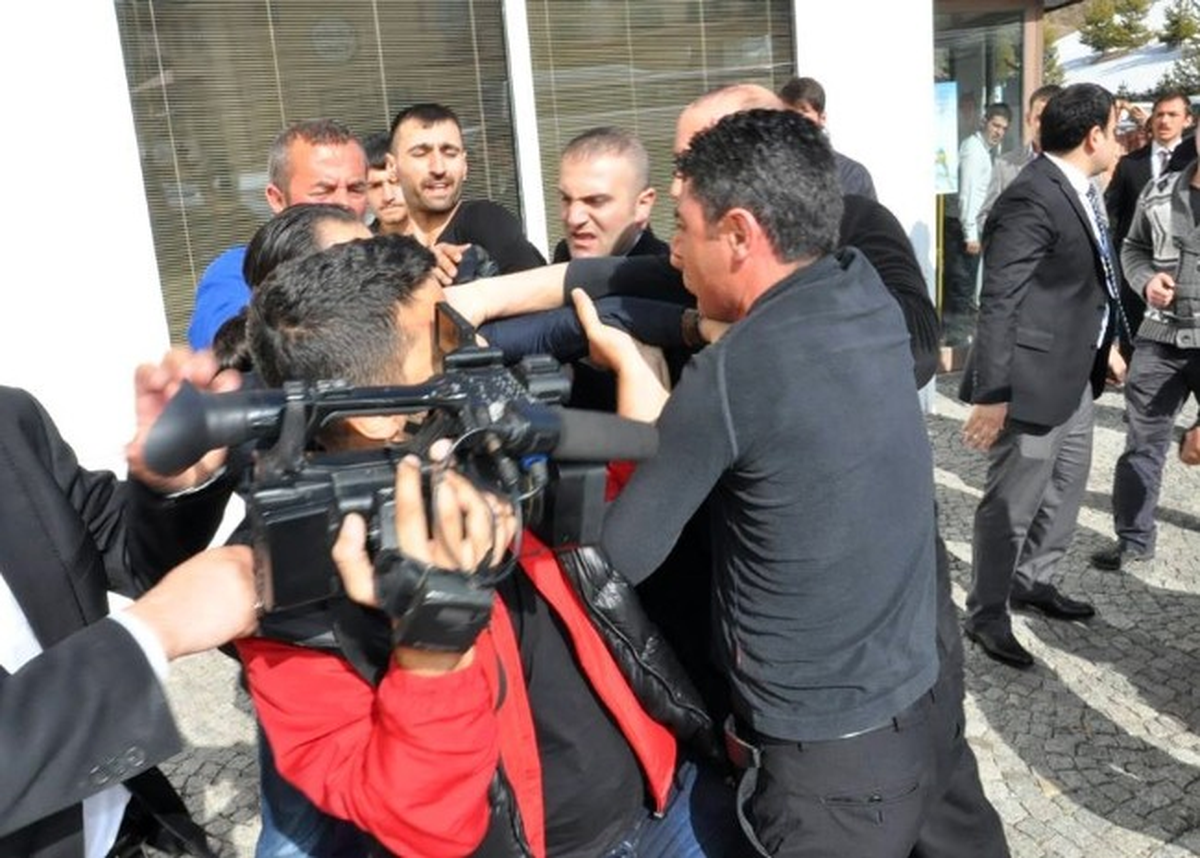 Palandöken\'de Özel Güvenlikçilerden Gazetecilere Saldırı