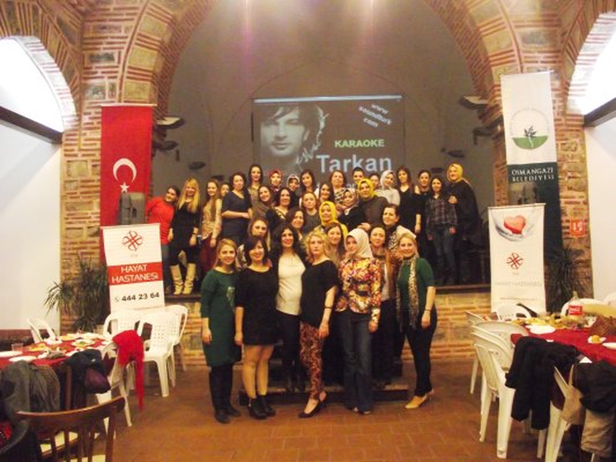 "Sağlık Çalışanları Kadınlar Günü\'nde Doyasıya Eğlendi"