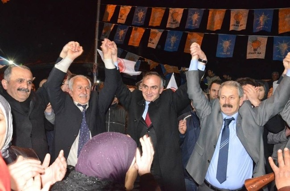 Sapanca Yılmazer\'i Bağrına Bastı