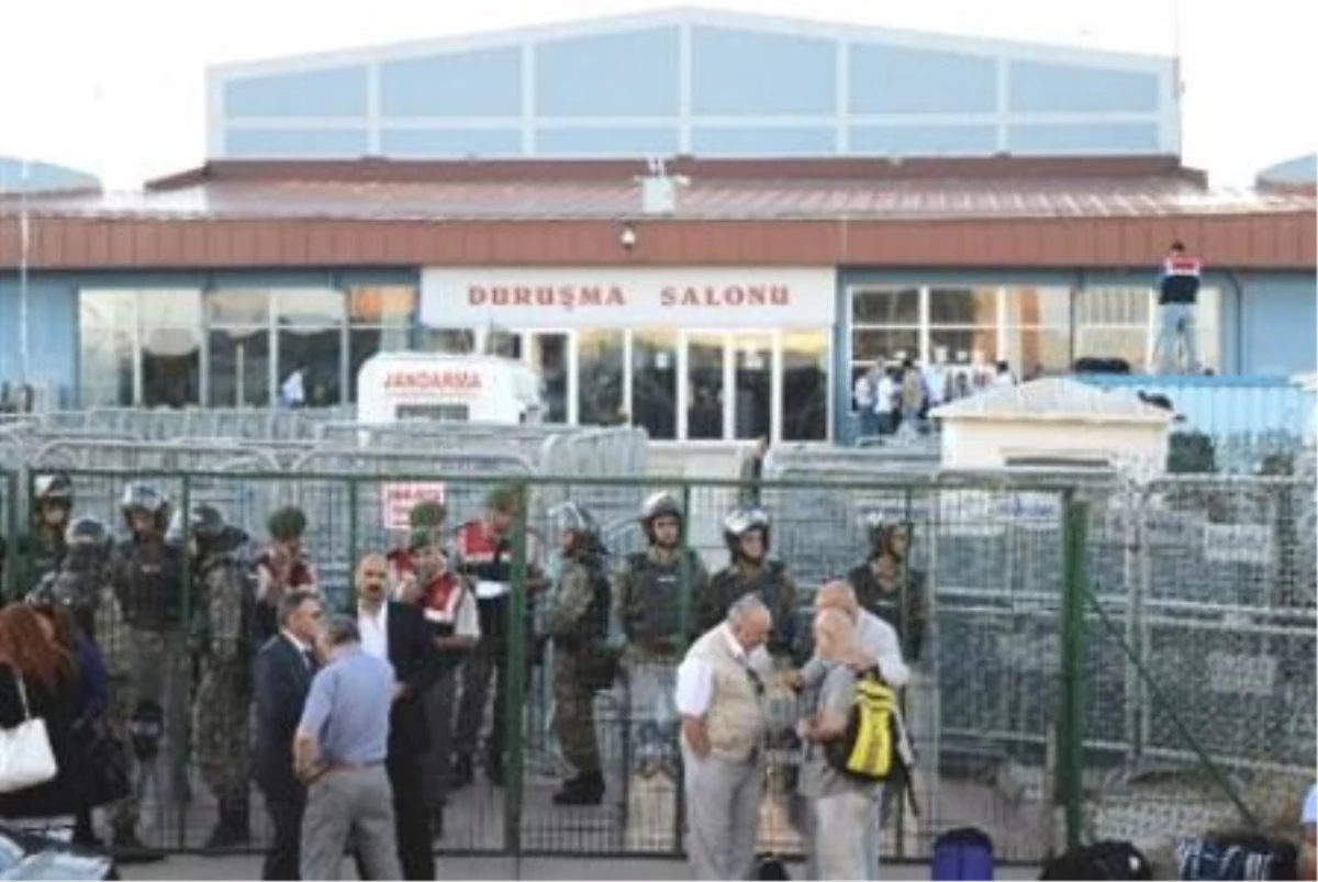 Silivri Cezaevi Önünde Güvenlik Önlemleri Alındı