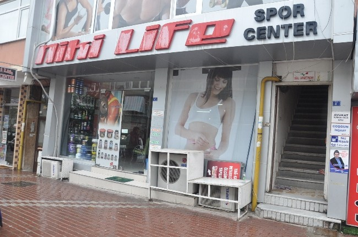 Spor Salonuna Hırsız Girdi