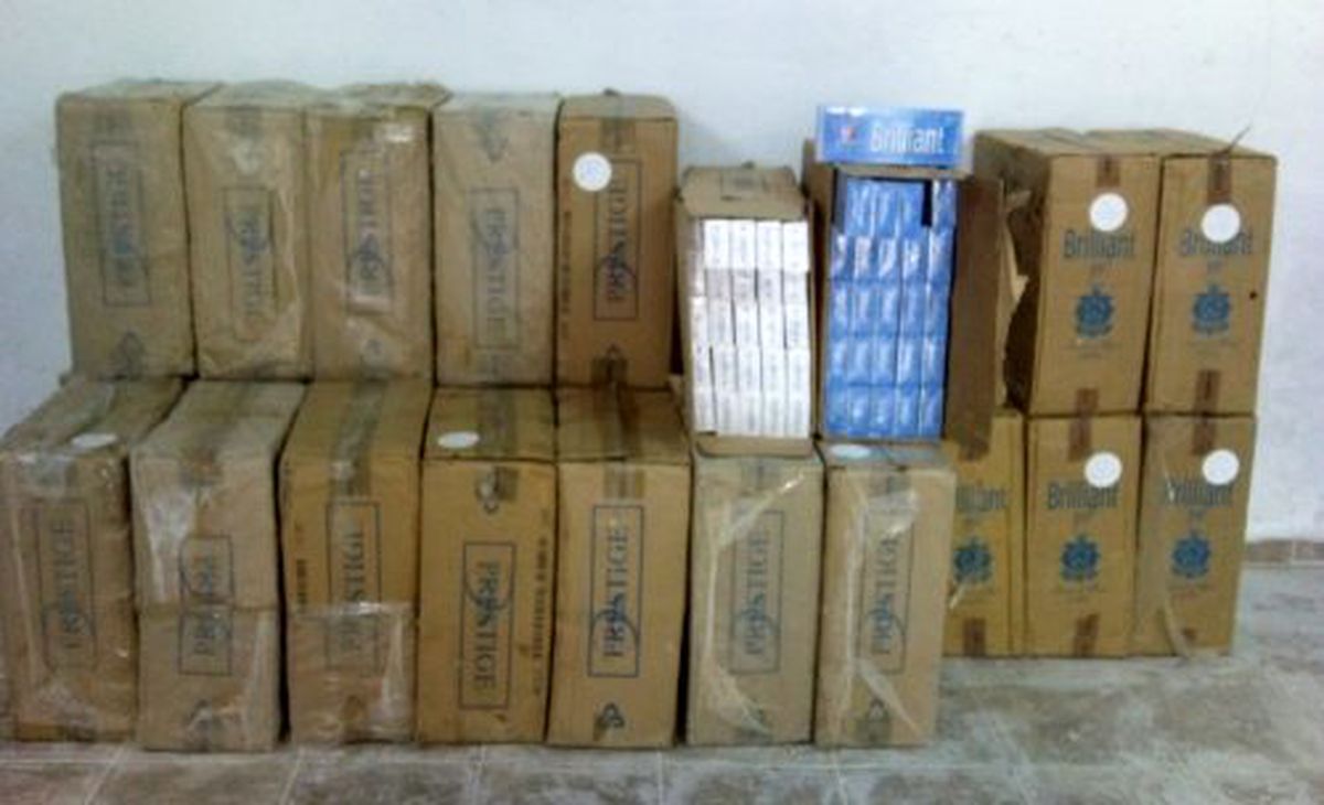 Tarsus\'ta Kaçak Sigara Operasyonu