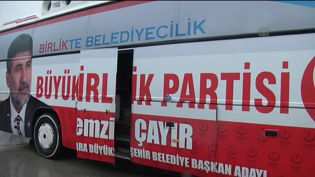 TBMM önünde zincirli eylem -