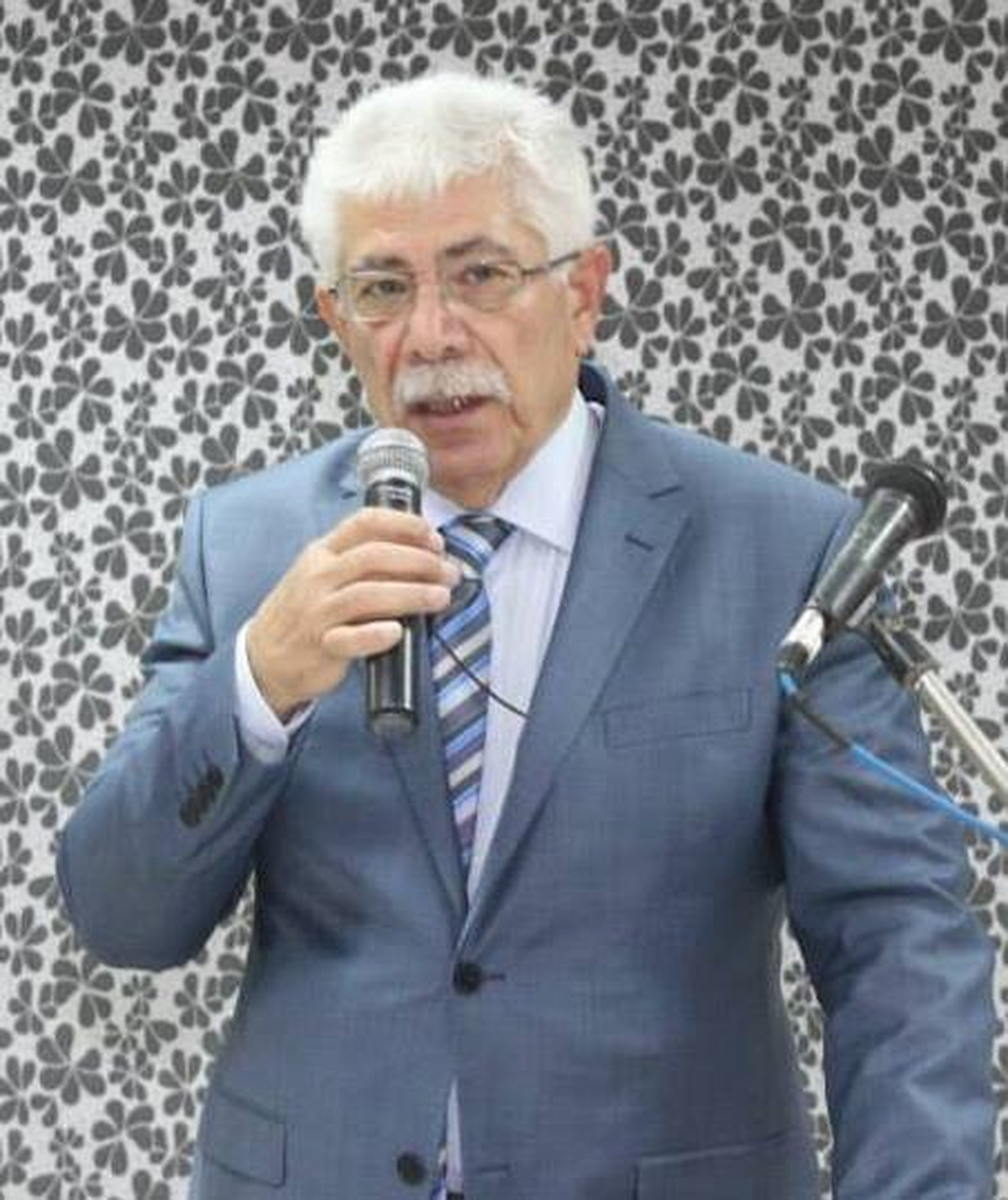 AKP Dinar Belediye Başkan Adayı Emeksiz, Esnafla Buluştu