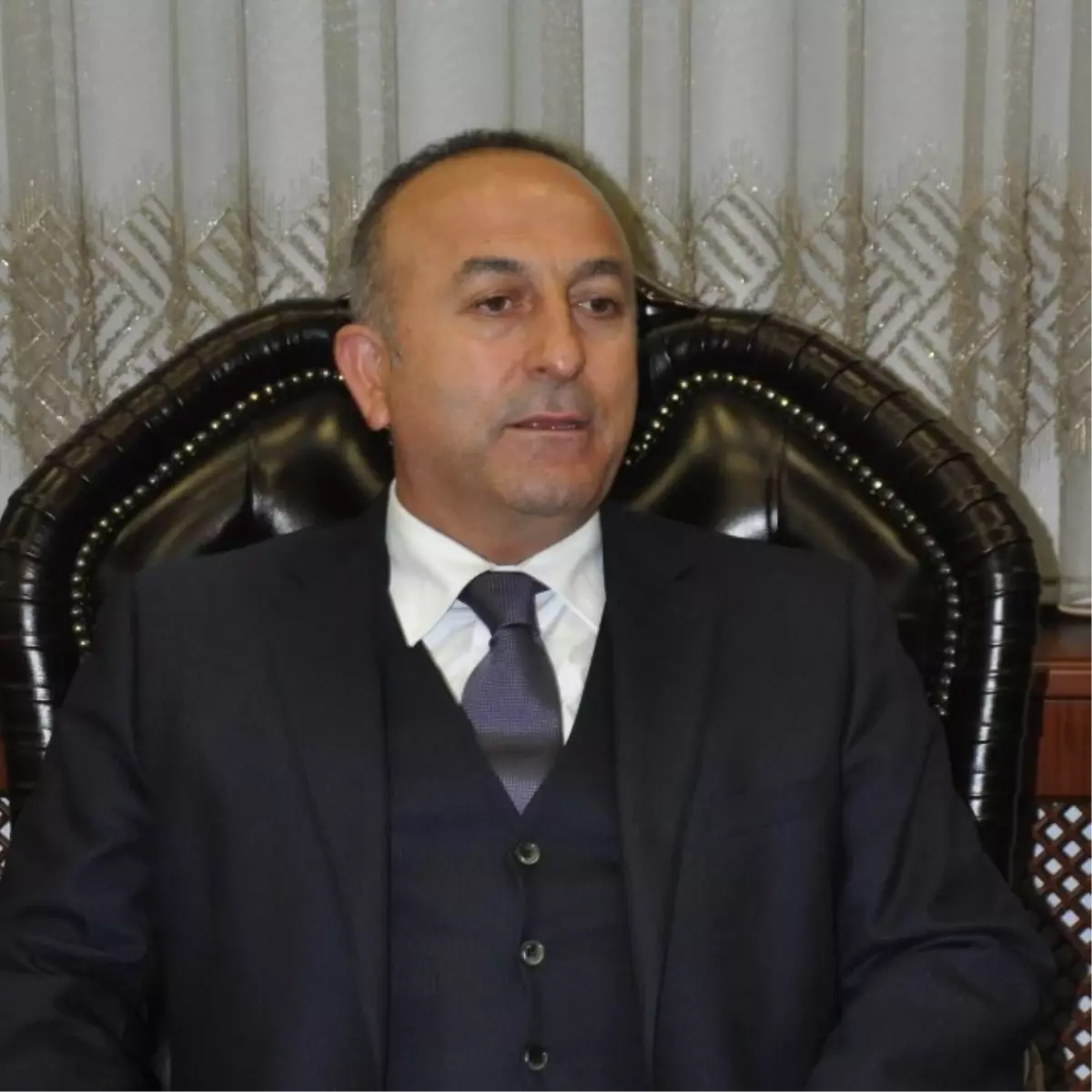 AB Bakanı Çavuşoğlu: "Türkiye\'nin Kapıları Kırım Tatarlarına Her Zaman Açıktır"