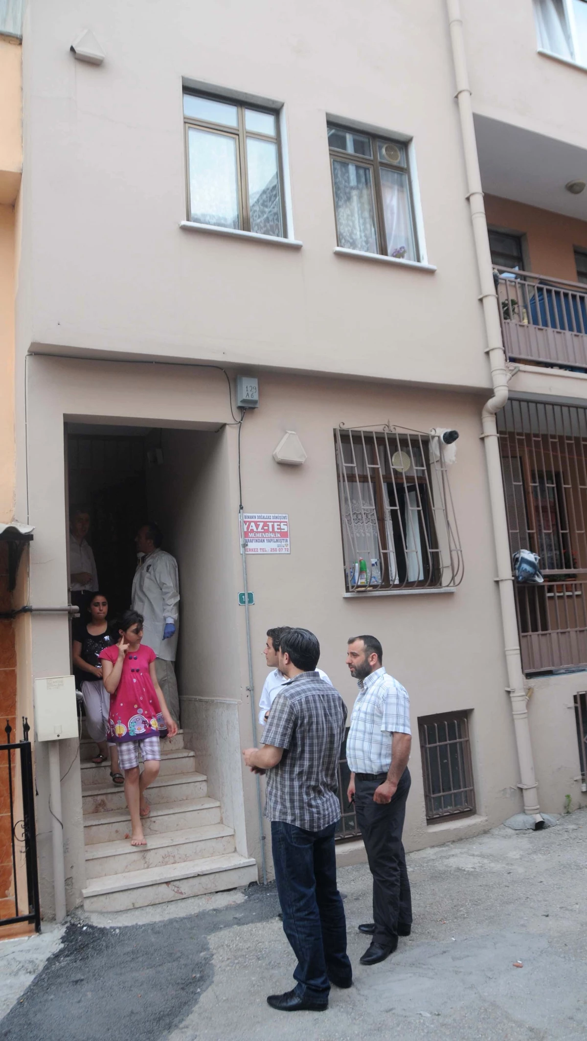 Bursa\'da Halı Saha Maçında Kalp Krizi Geçirip Öldü