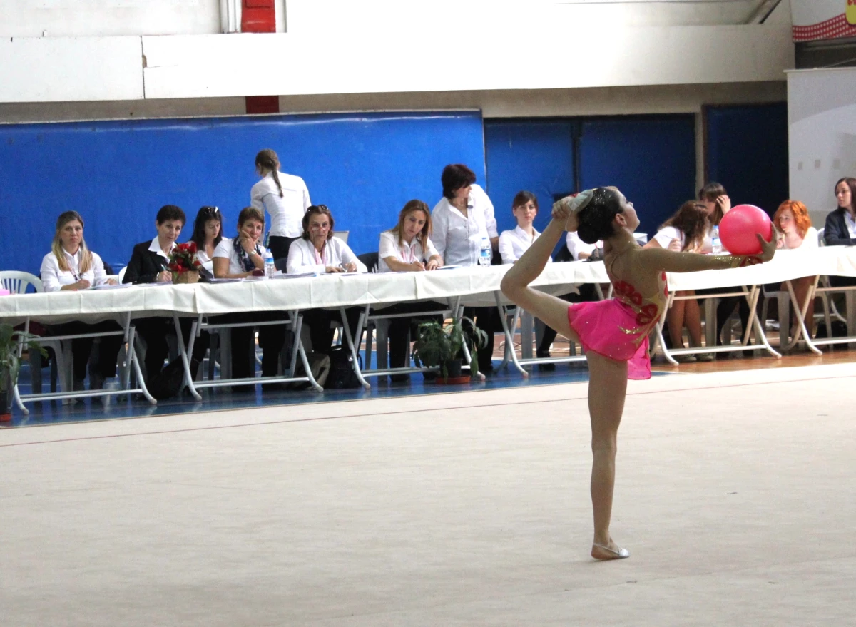 Okul Sporları Artistik Cimnastik Yarışmaları