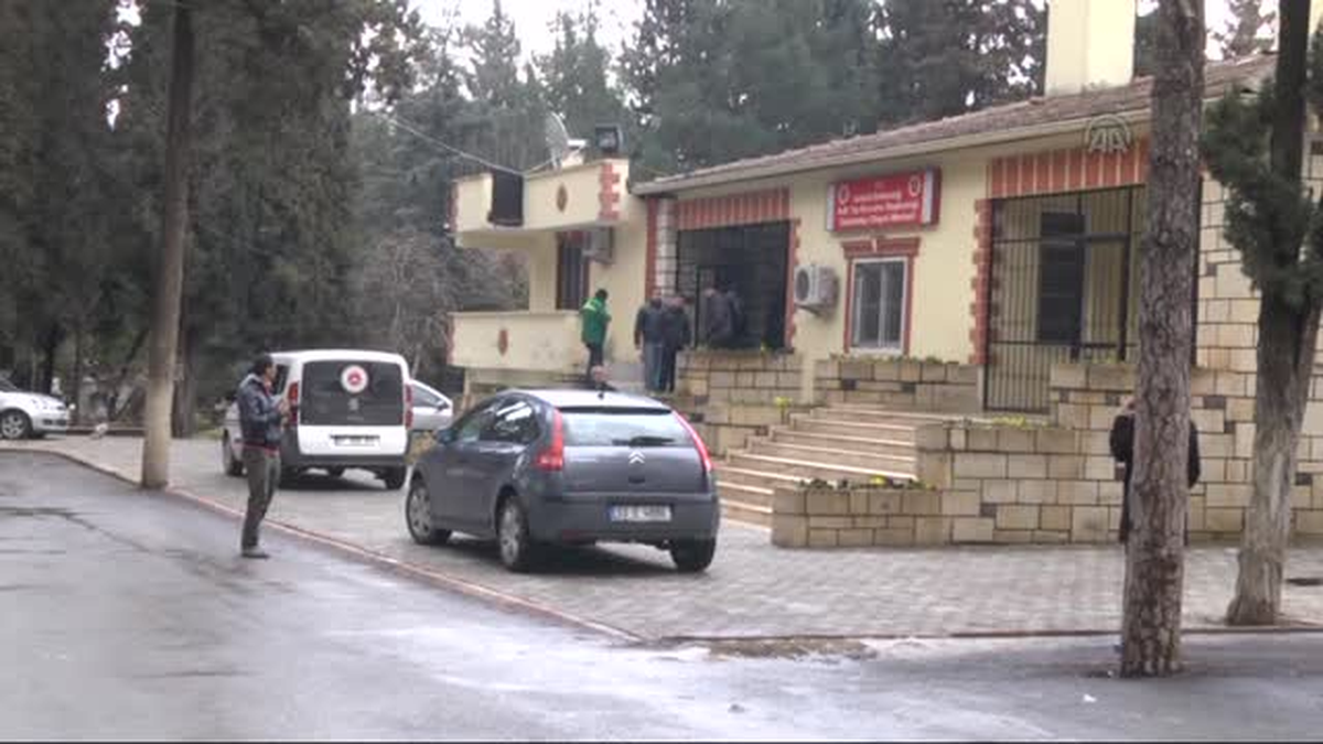 Gaziantep\'te Balkondan Düşen Çocuk Hayatını Kaybetti