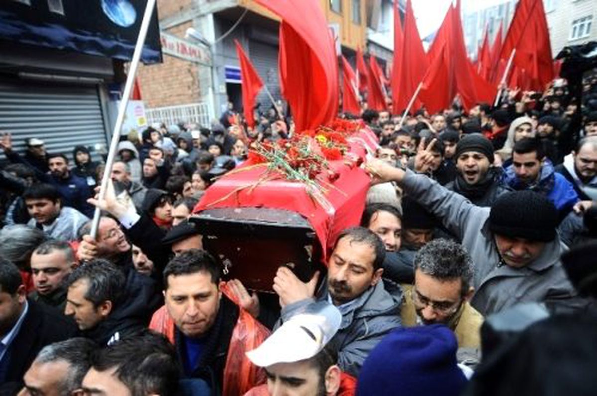 Berkin Elvan\'ın Cenazesi Okmeydanı\'nda