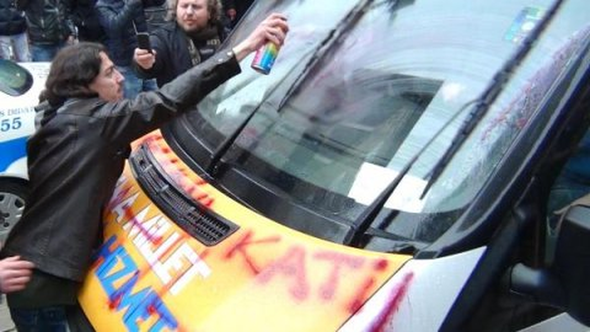 Konya\'da Berkin Elvan\'ın Ölümü İçin Eylem Düzenlendi