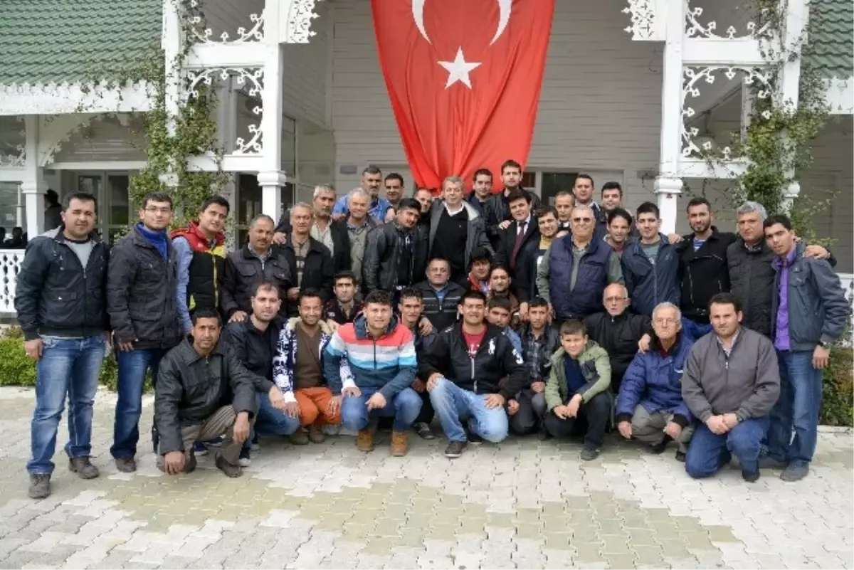 CHP Torbalı Adayı Yörük\'ün Hızına Yetişilmiyor