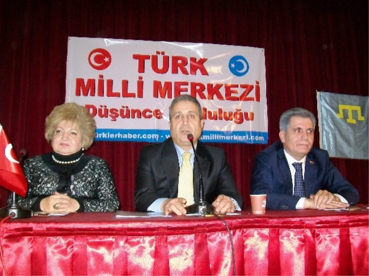 Eskişehir\'de Türk Milli Merkezi Düşünce Topluluğu Konferansı