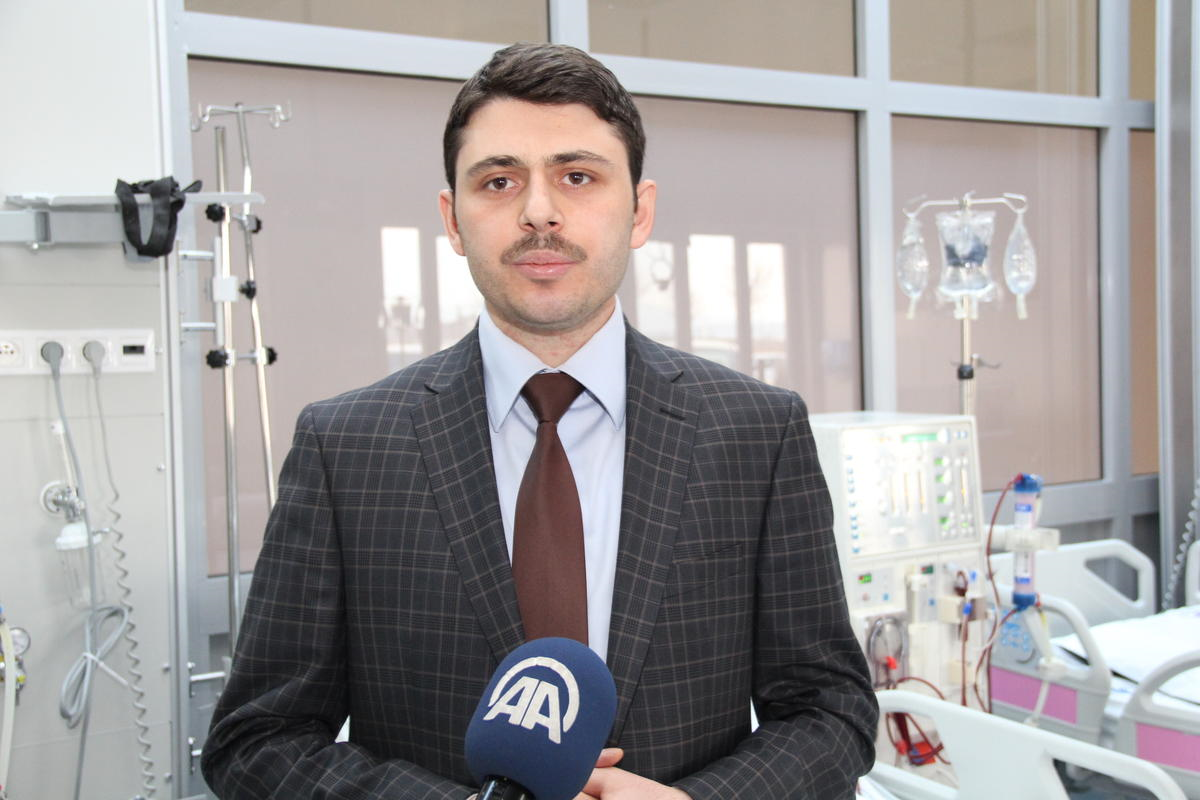 Hastaları Dinleyip Sorunlarına Çözüm Arıyorlar