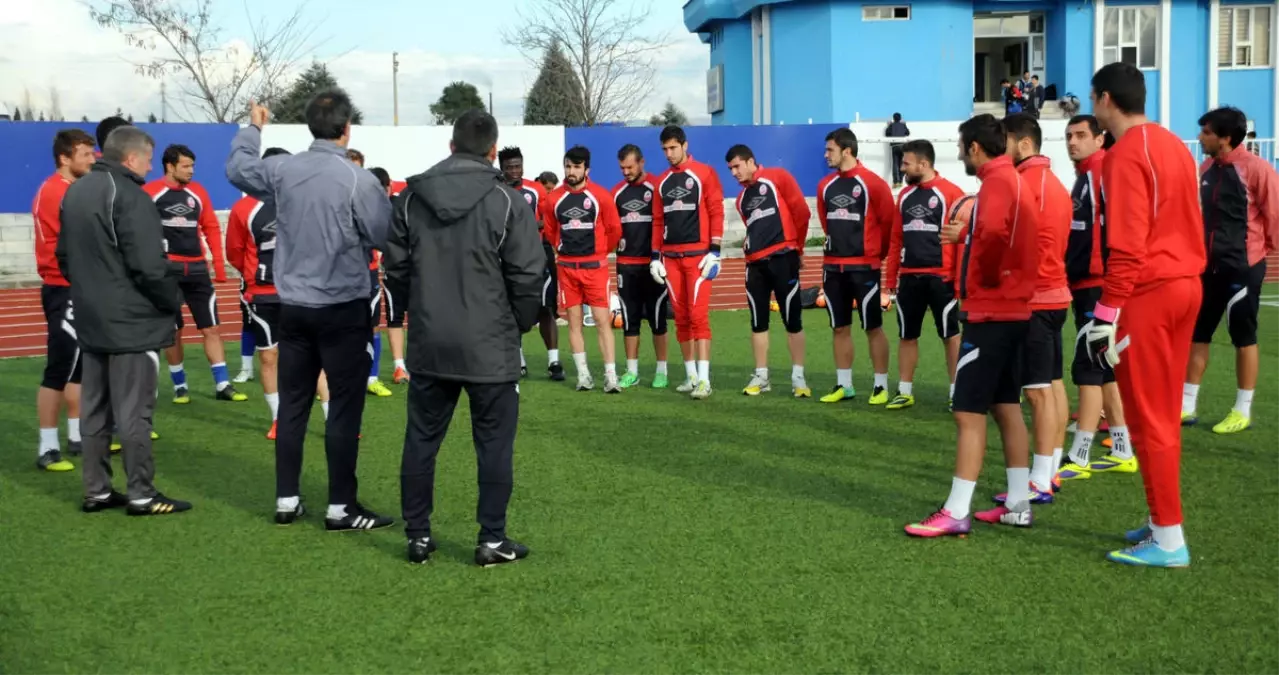 Kahramanmaraşspor, Tki Tavşanlı Linyitspor Maçı Hazırlıklarına Başladı