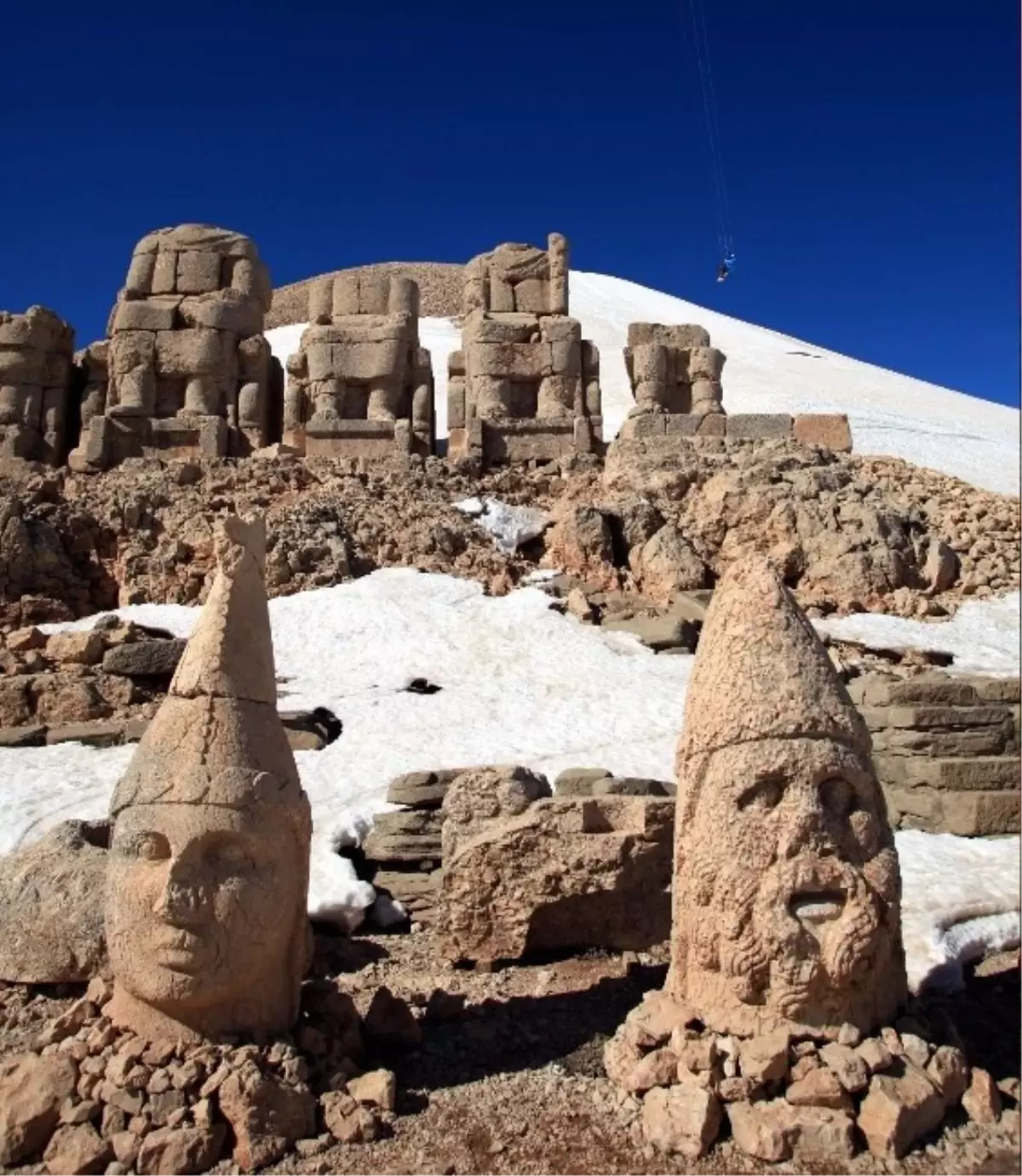 Nemrut Dağı Turizm Sezonuna Erken Açıldı