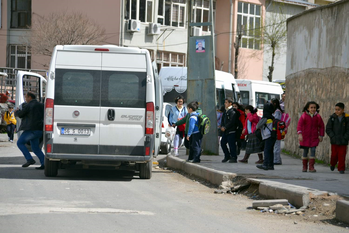 Öğrenci Servileri Mercek Altında