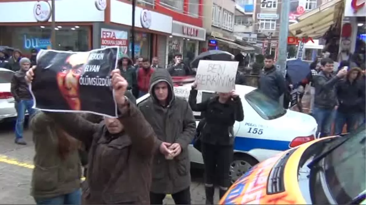 Protestocular, AK Parti Seçim Aracına \'Berkin\' Yazdı