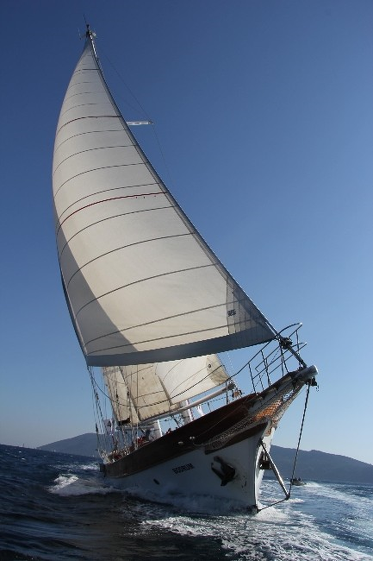 Sts Bodrum Yelkenli Okul Gemisi Bu Sefer Karadeniz'e Yelken Açıyor