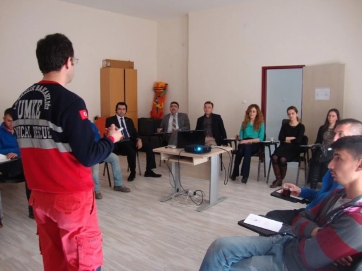 Nevşehir\'de Temel İlk Yardım Uygulamaları Eğitimi Düzenlendi