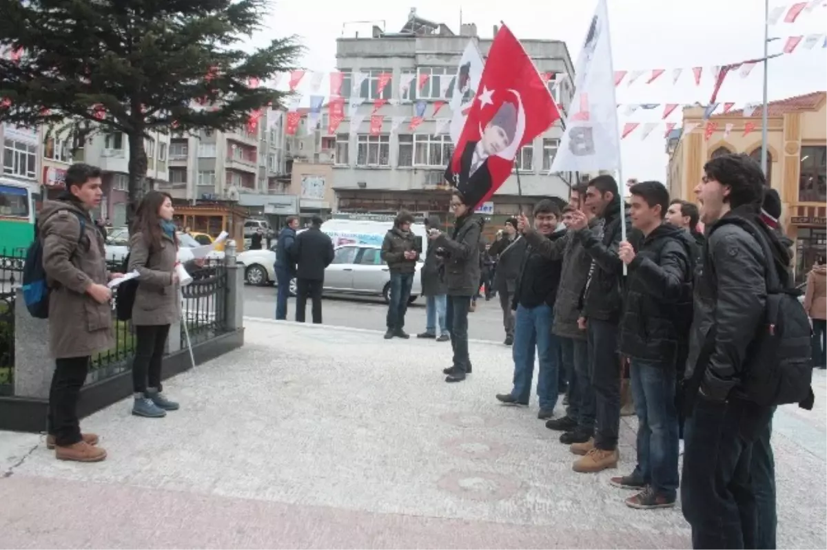 Tlb Üyeleri Berkin Elvan İçin Eylem Düzenledi