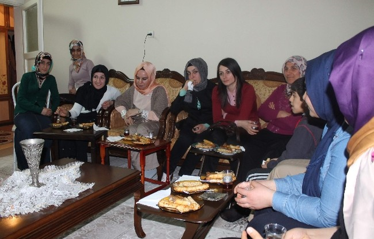 Yenişehir Gençlik Merkezi\'nin Aile Ziyaretleri