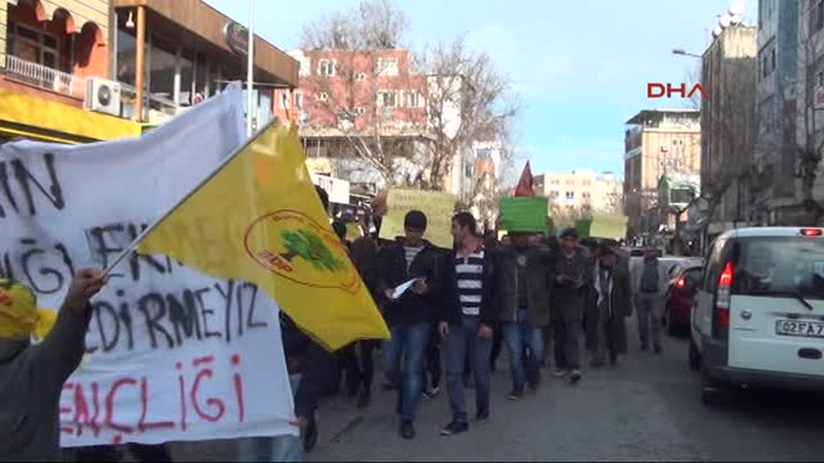 Adıyaman\'da Berkin Elvan Eyleminde Gerginlik