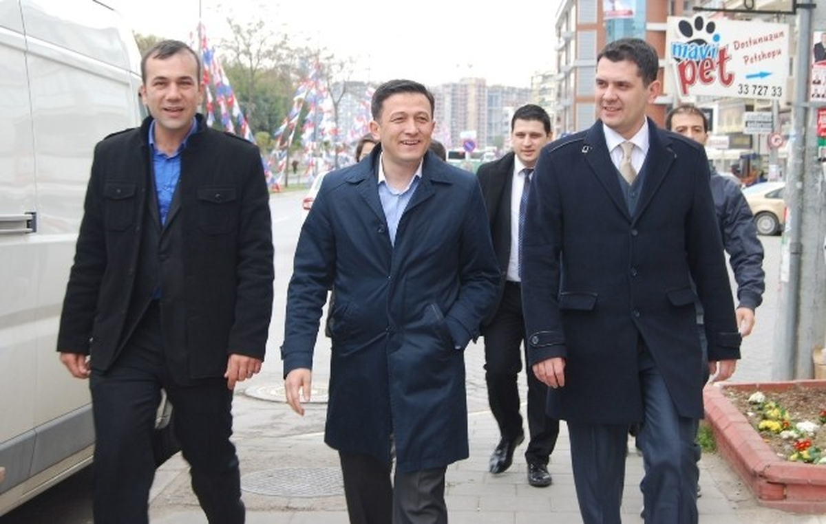AK Parti Adayı Kemerli: Karşıyaka\'ya Aşkla Hizmet Edeceğim