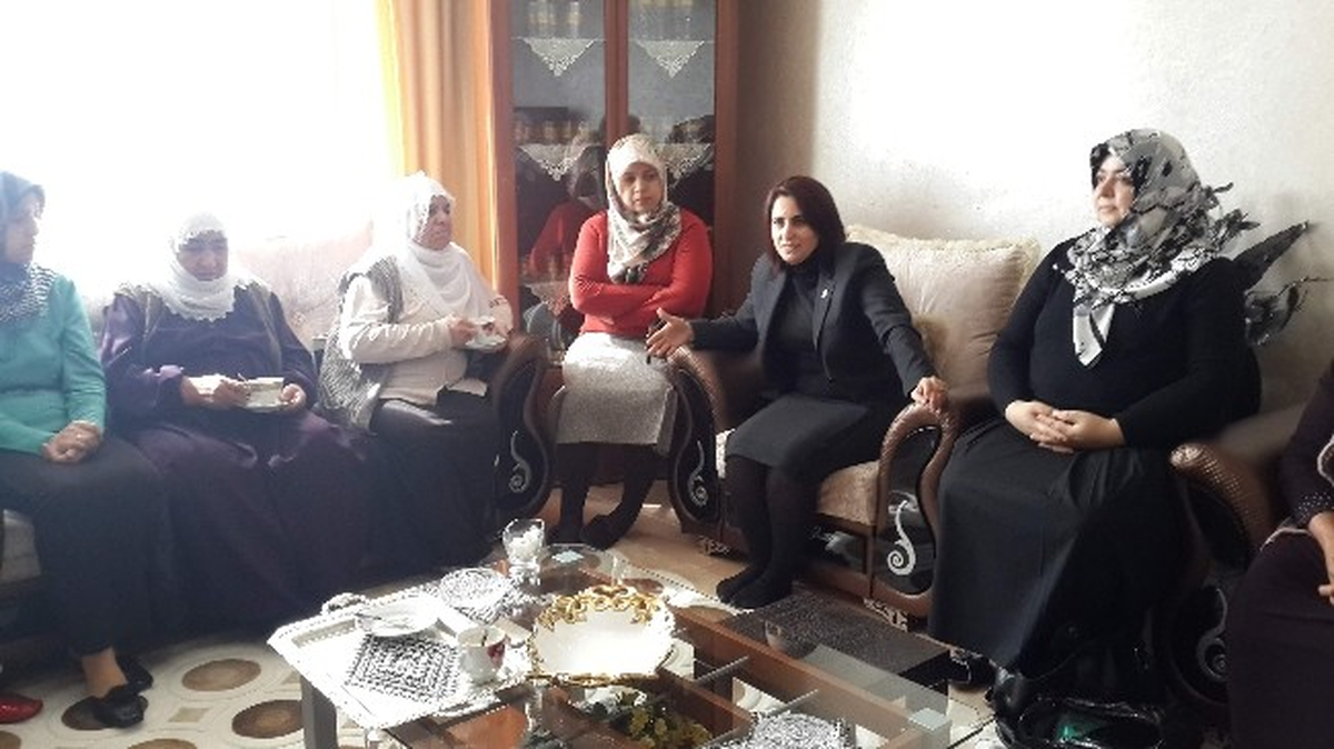 Ak Partili Kadınlar Seçim Çalışmalarına Devam Ediyor