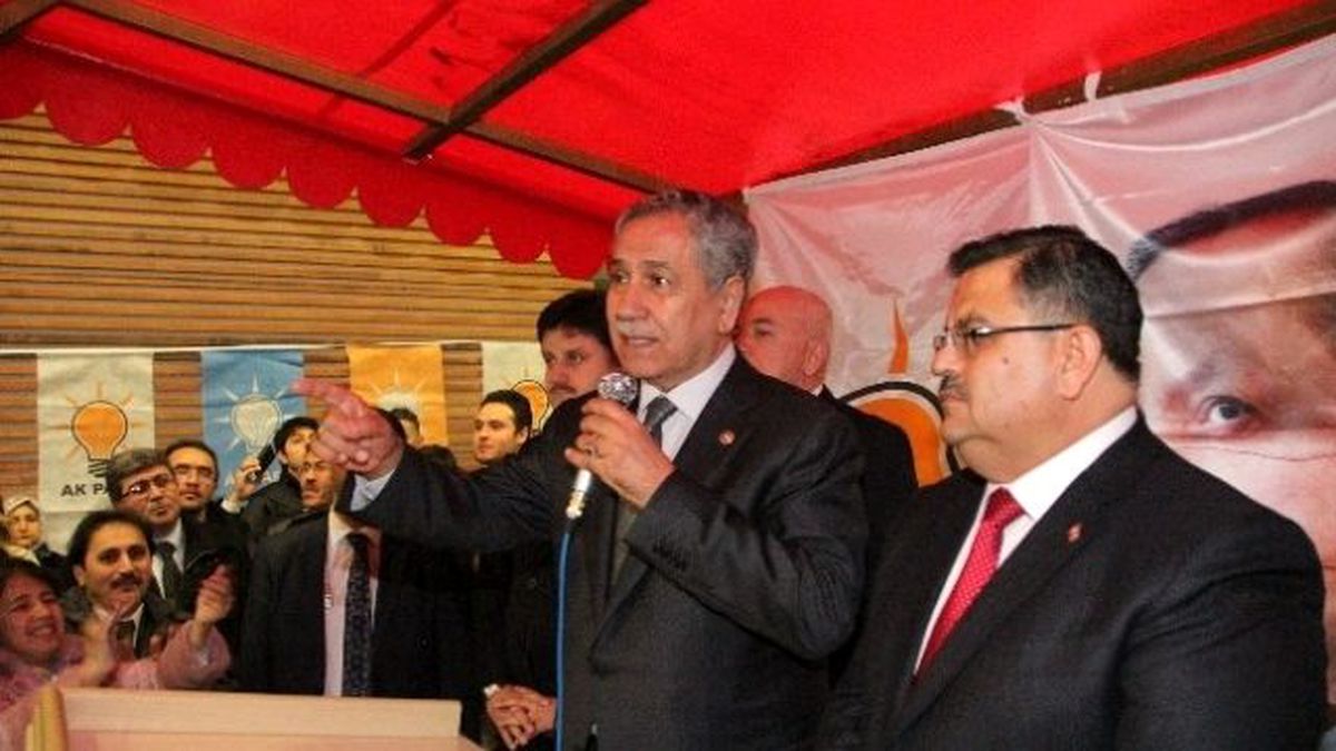 Başbakan Yardımcısı Arınç, Bilecik\'te Açıklaması