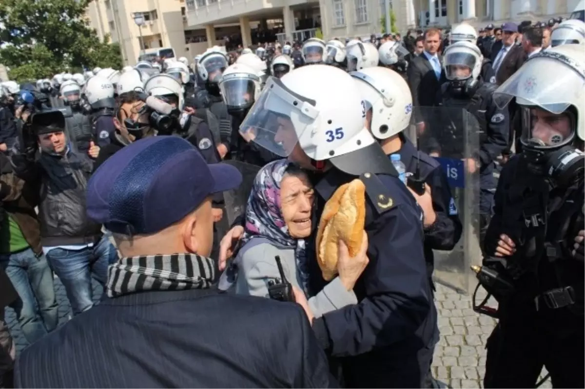 Berkin Elvan Eylemine Polis Müdahalesi