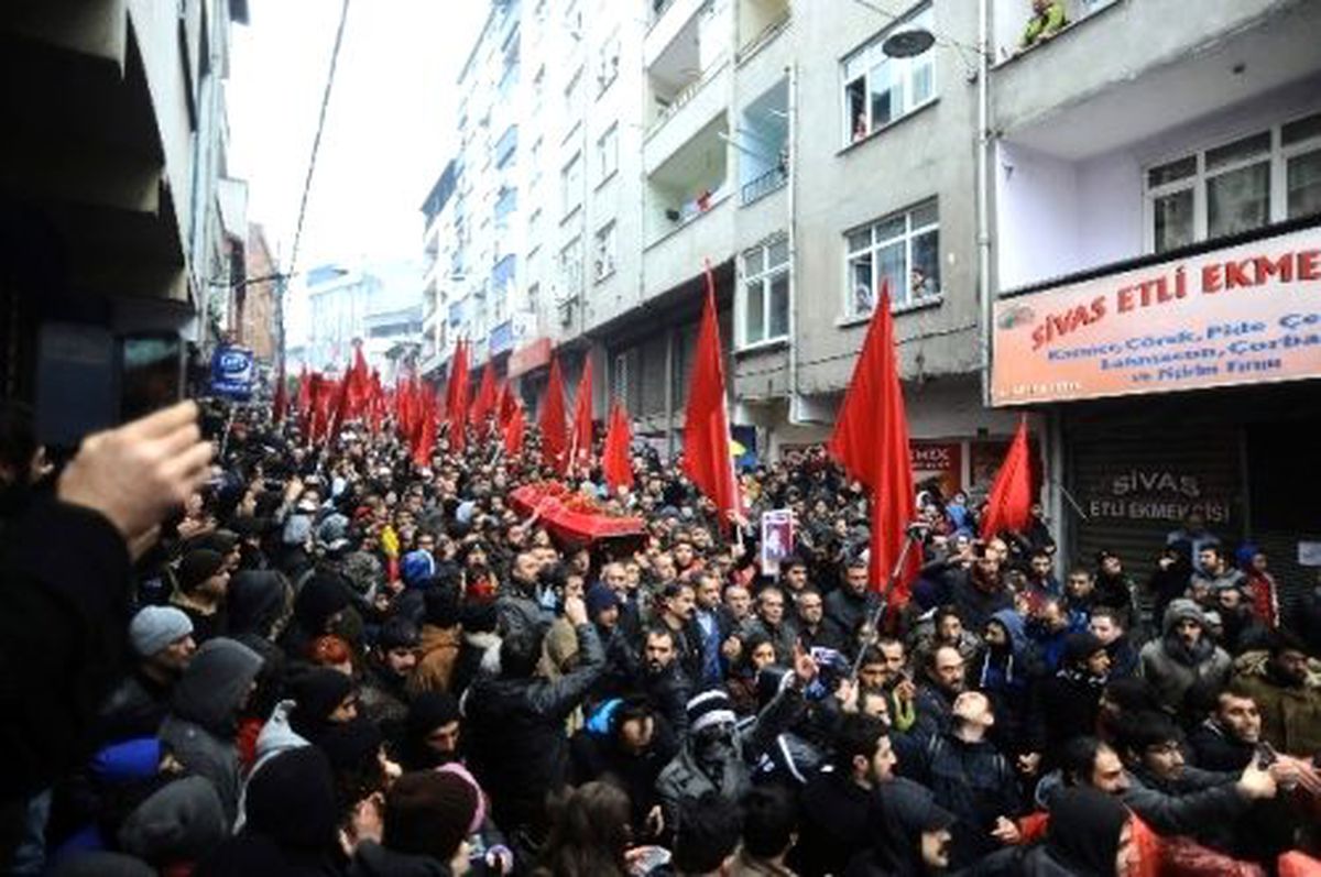 Okmeydanı\'nda Bekleyiş Sürüyor