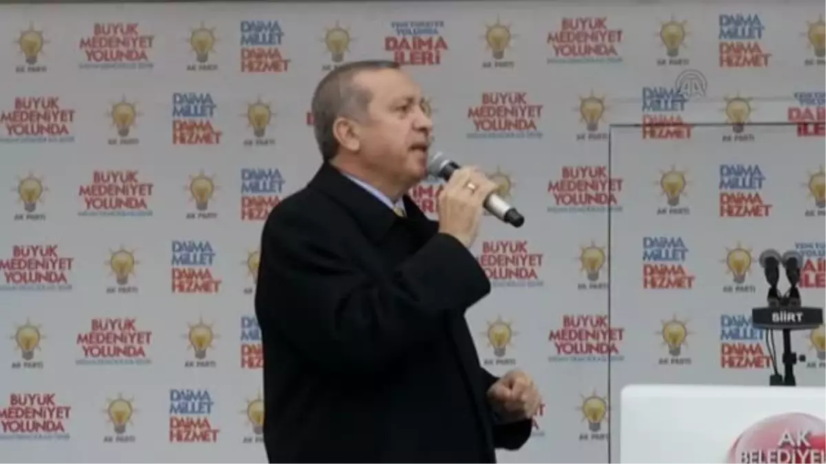 Erdoğan: "İttifak halinde sokakları karıştırmak istiyorlar" -