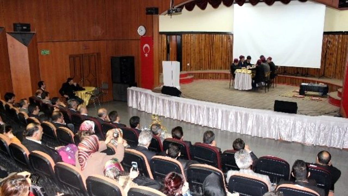 Ağrı\'da İstiklal Marşı\'nın Kabulü İçin Program Düzenlendi