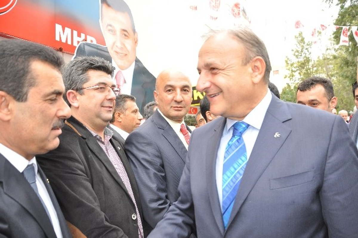 MHP Grup Başkanvekili Vural, Alanya\'da Seçim Bürosu Açtı