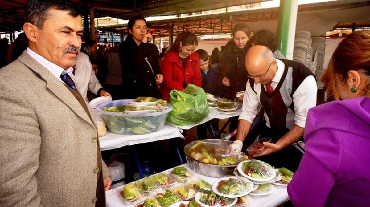Sarıgöl Mimar Sinan İlkokulu Kermes Düzenledi