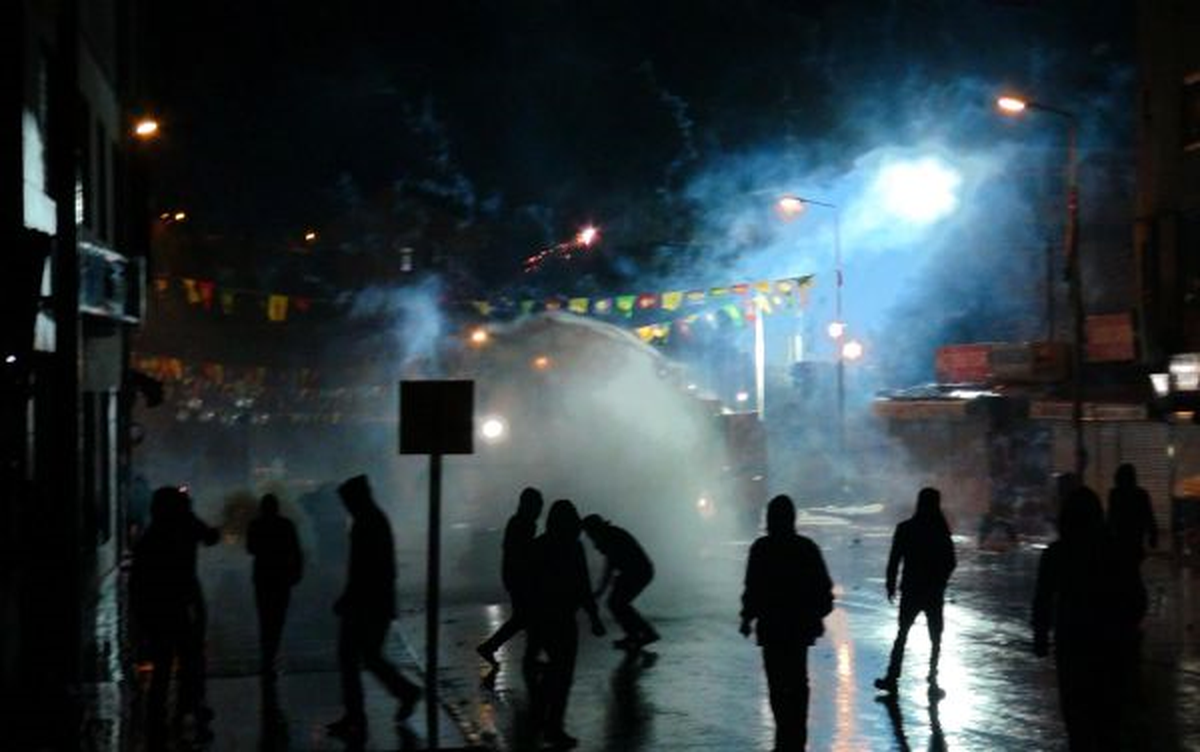 Tunceli\'de Aşırı Gazdan Etkilenen Polis Şehit Oldu