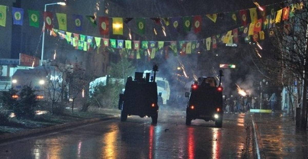 Tunceli\'de Olaylar Sırasında Polis Memuru Şehit Oldu