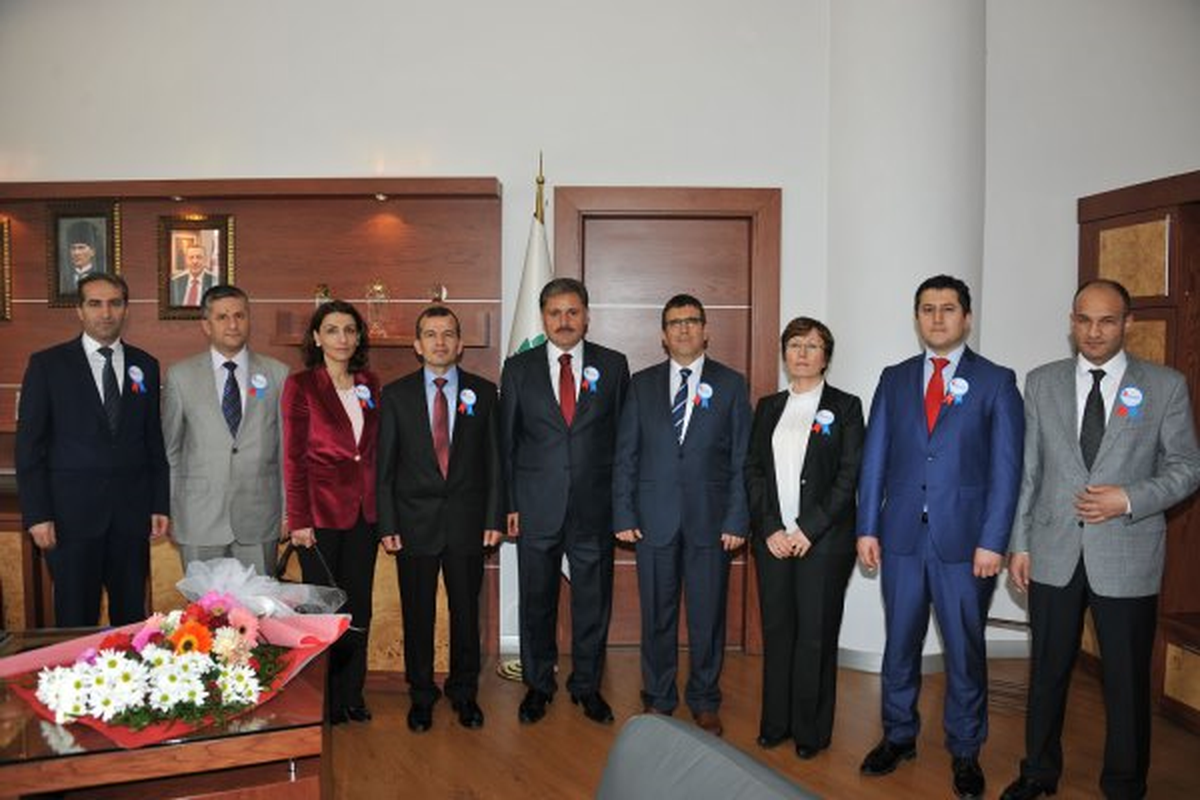 Malatya Vergi Dairesinden, Belediye Başkanı Çakır\'a Ziyaret