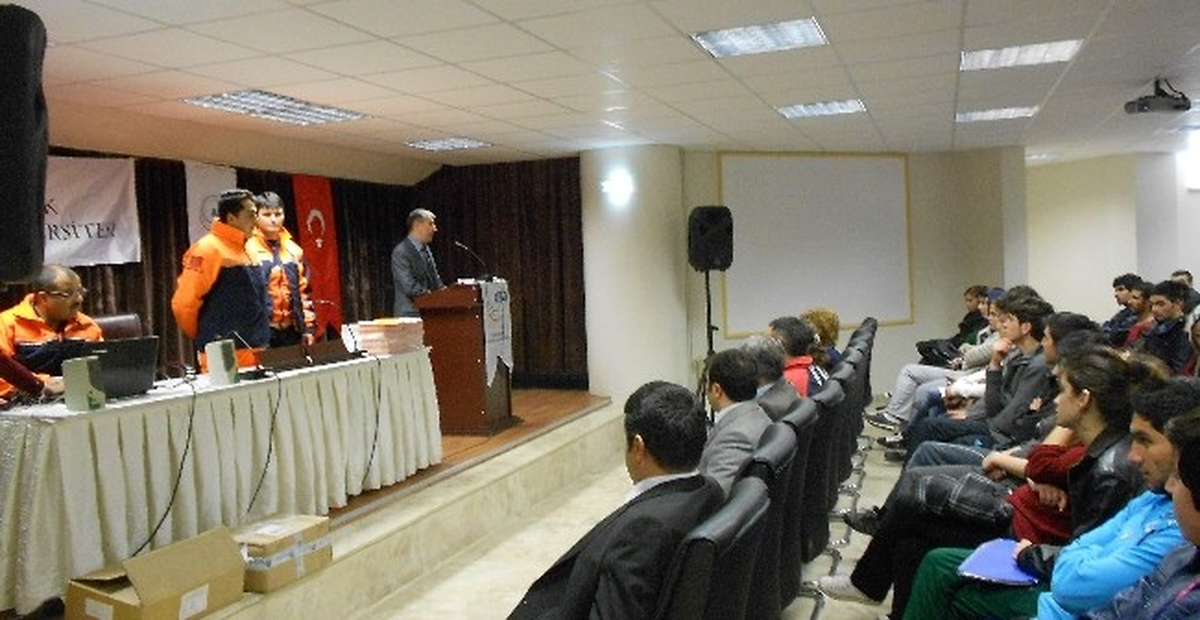 Akören\'de Afet Eğitimi Verildi