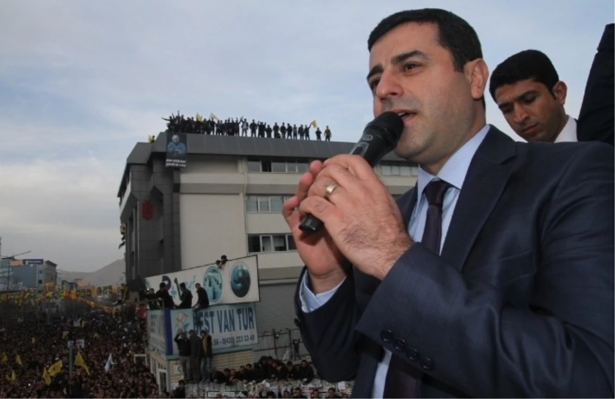 BDP Genel Başkanı Demirtaş Muş\'ta