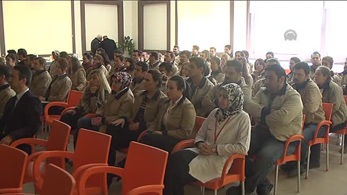 Bakan Yıldız, incelemelerde bulundu -