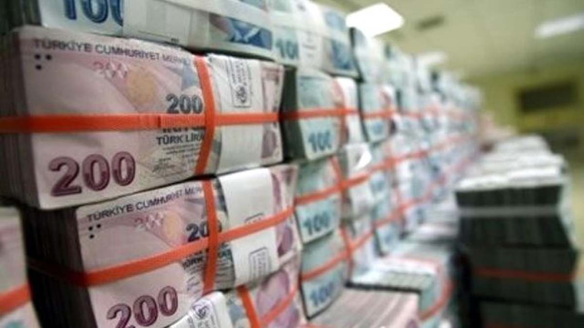 Bankacılık Sektörü Kredi Hacmi Azaldı