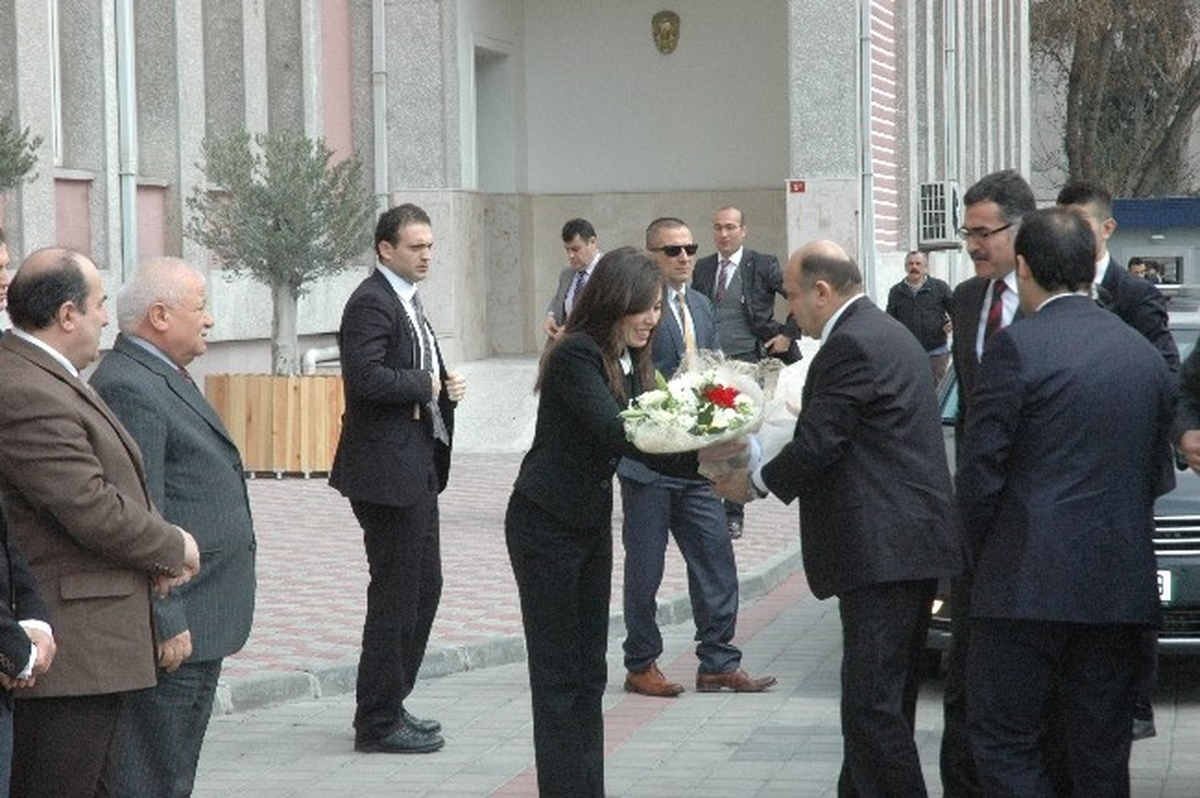 Bakan Fikri Işık Balıkesir\'de