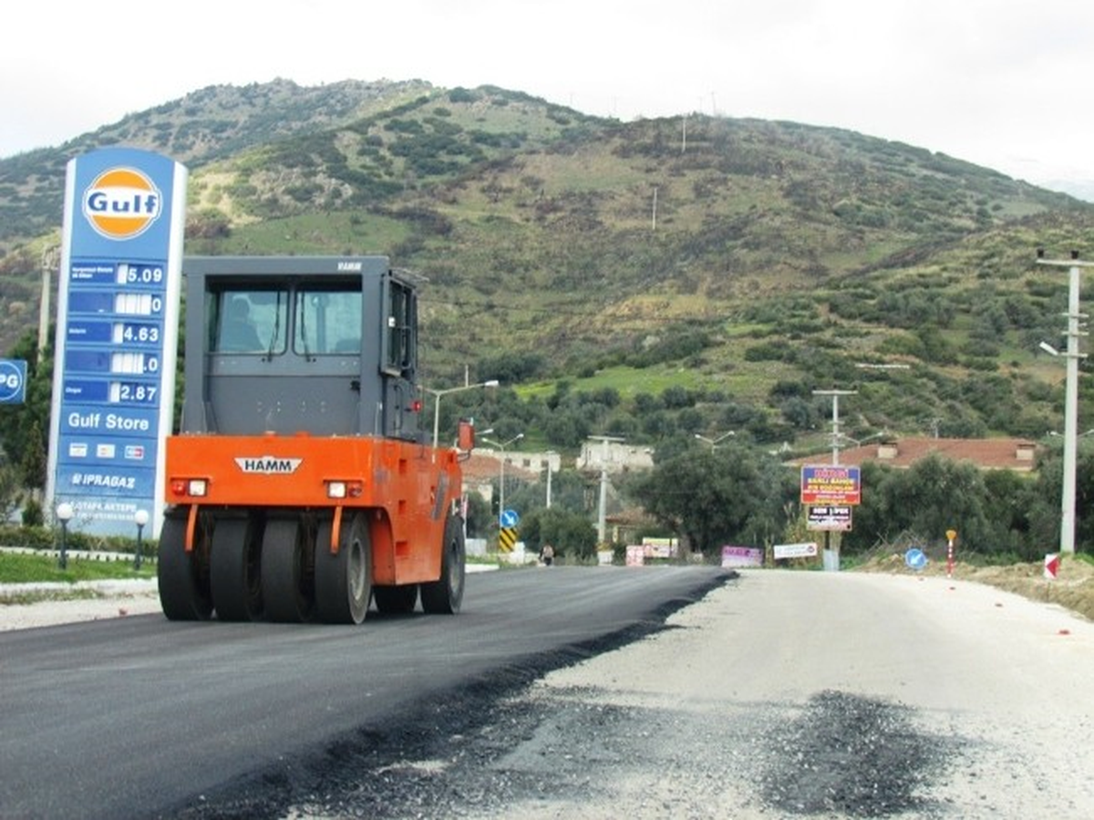 Birgi Yoluna Otoban Gibi Asfalt