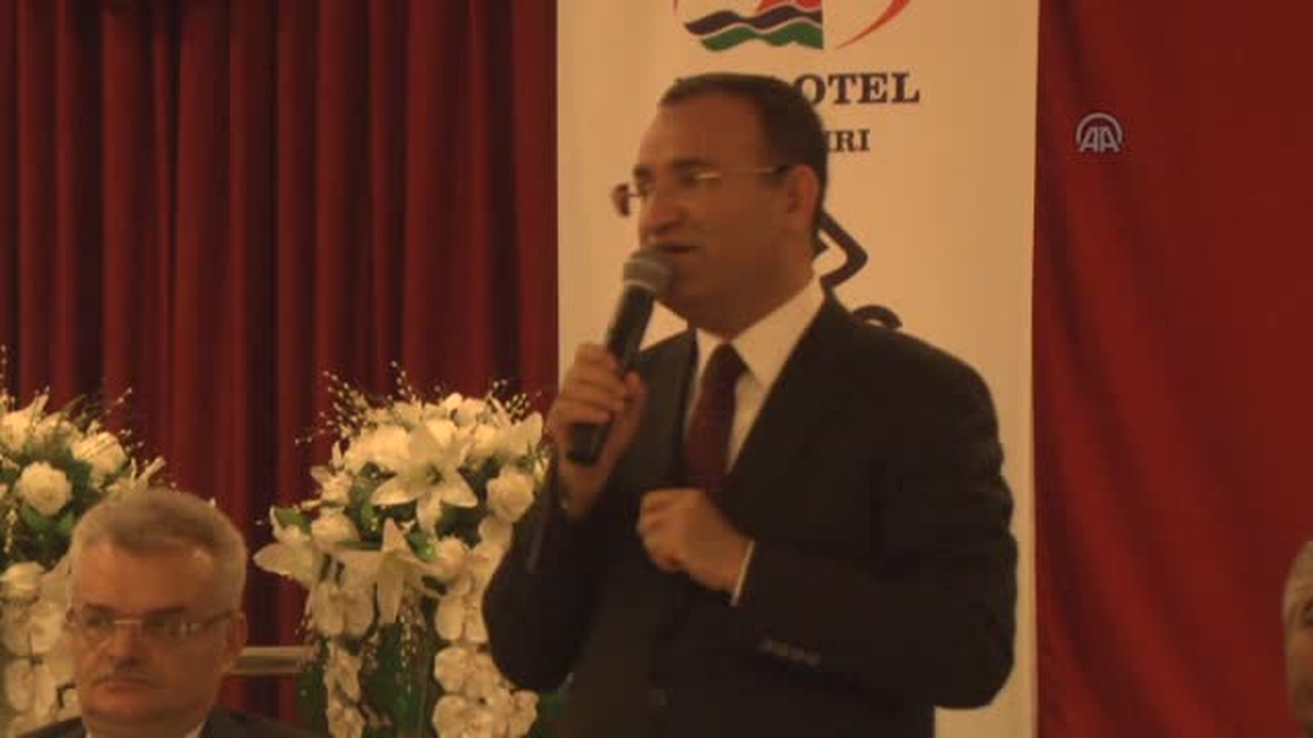 Bozdağ: \'\'Türkiye, artık baykuşların söz sahibi olduğu bir ülke olmayacaktır\'\' -